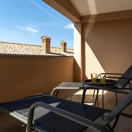 Elegantes Familienhaus Mit Privatem Pool Ferienhaus