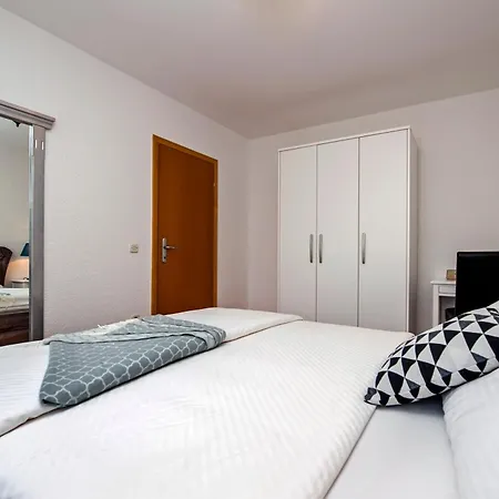 Holiday home Elegantes Familienhaus Mit Privatem Pool *